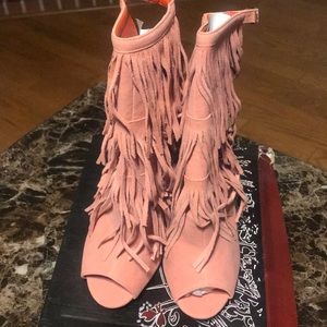 Women’s Fringe heel Size 11
